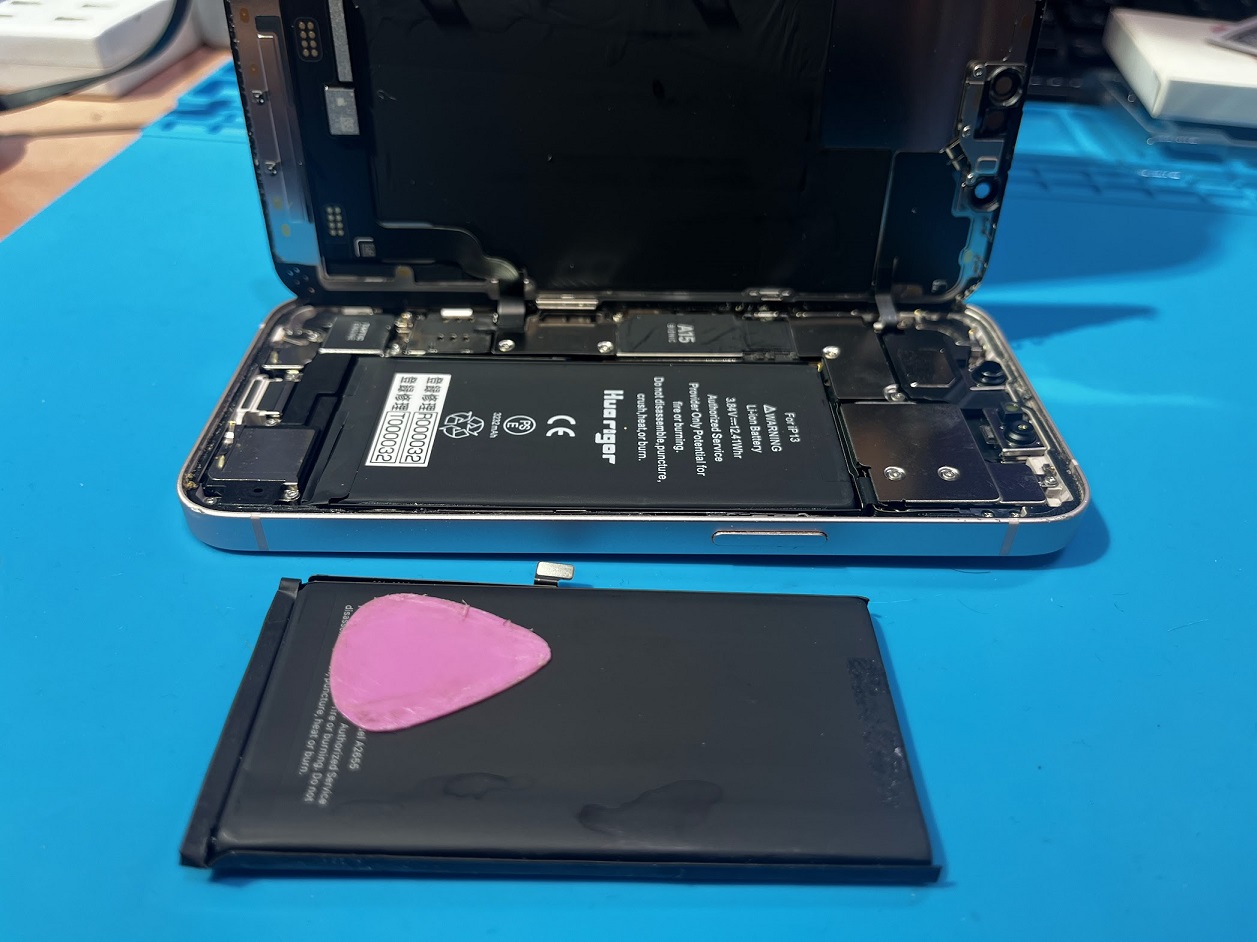 iPhone13(アイフォン13)バッテリー交換🔋【スマホ修理工房札幌店】